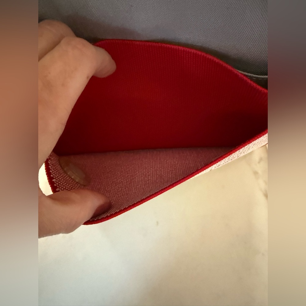New! Rothy’s Light Poppy Red Belt Bag Crossbody Clutch Vacation Magnetic Closure - Picture 6 of 10